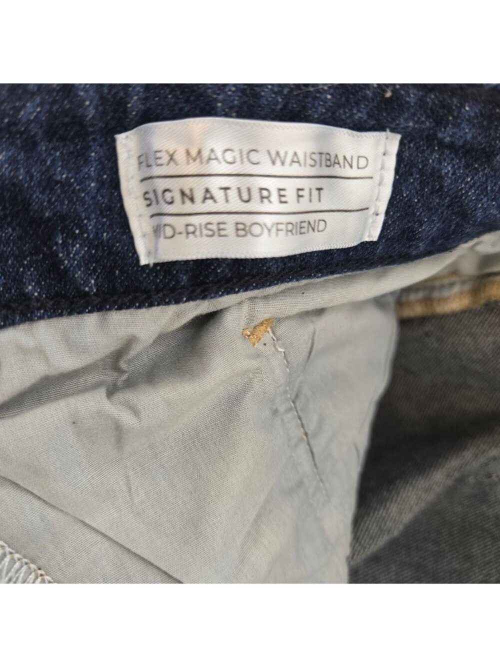 Lane Bryant Mid-Rise Boyfriend Flex Magic Waistband Jeans Size 16 - Picture 4 of 7